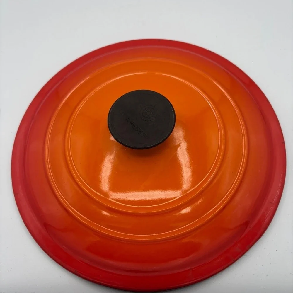 Le Creuset Dutch Oven Lid ONLY 10